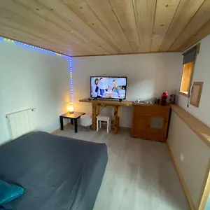 Chambre Individuelle Avec Salle D'Eau - Wc Et Parking Séjour chez l'habitant